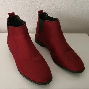 Elegant Burgundy Ankle Boots